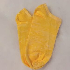 3 / $9.00 HUE Marled No-Show Socks - NWOT